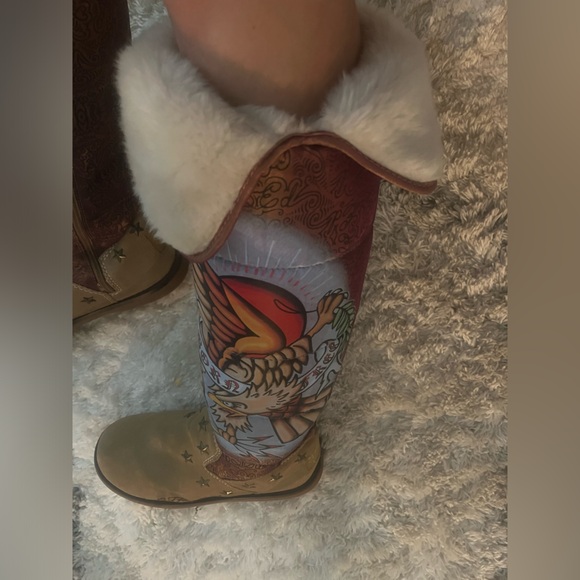 Ed Hardy faux fur line boots - Picture 4 of 8